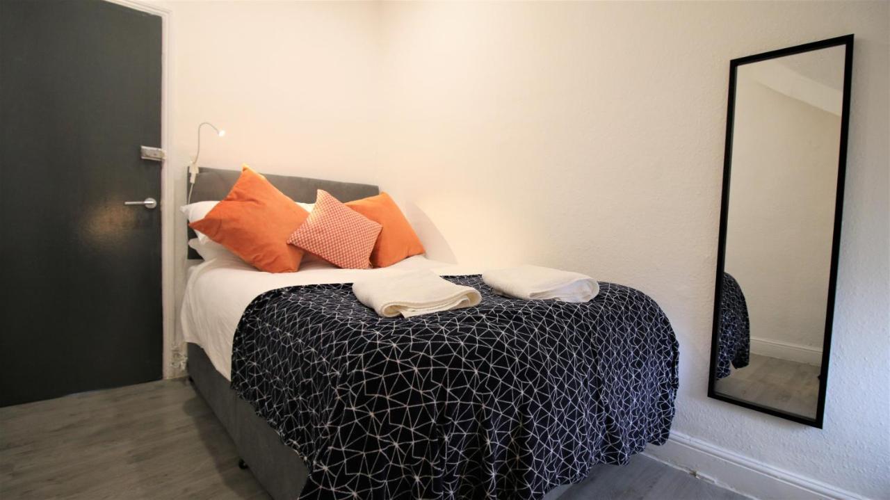 Free Local Parking - Fast Wifi - Sleeps 10 Guests By Property Promise Cardiff Luaran gambar